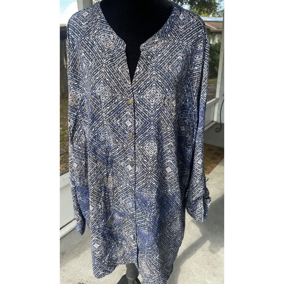 Catherine's Sz 2X 22/24 Blue Beige Medallion Roll-Tab Button-Down Career Work - Picture 4 of 8